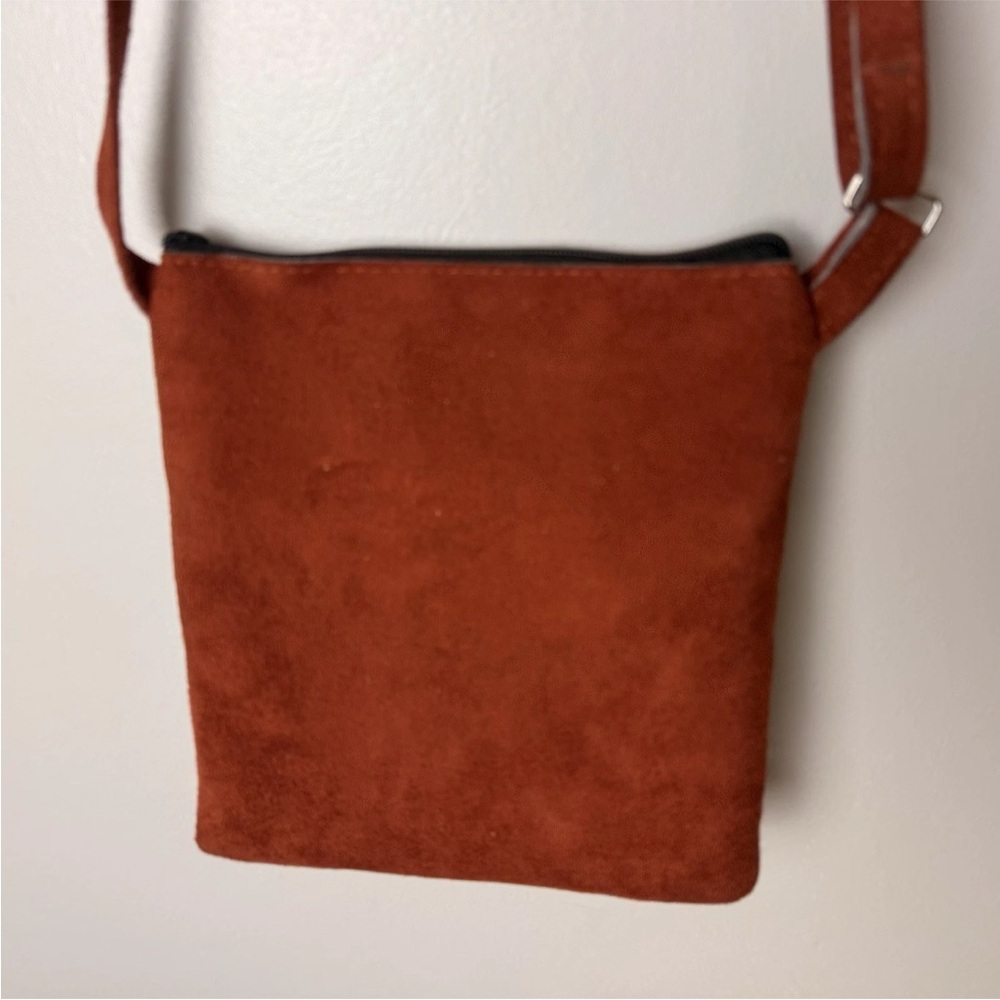 Embroidered Crossbody Purse Bag Floral Bird Adjustable Strap Front NOT FOR SALE - Picture 5 of 7